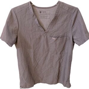 FIGS TECHNICAL COLLECTION Catarina One Pocket Scrub Top in Graphite Gray S